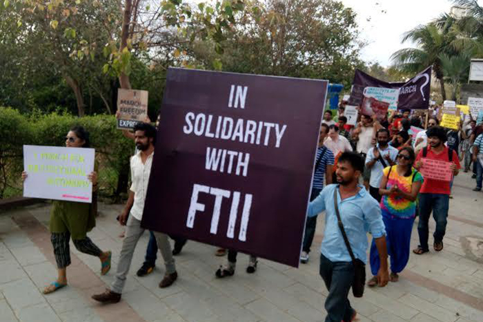 Police Book 35 FTII Students For Illegally Confining The Institute